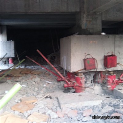 基础加固及房屋纠偏